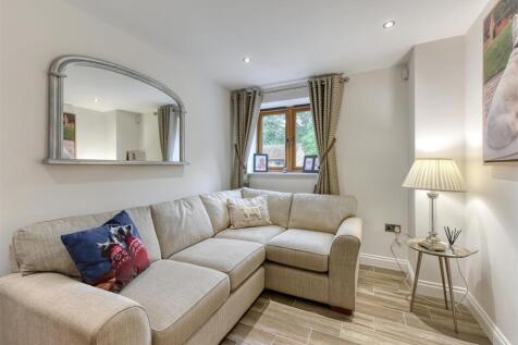 Wentworth Barn-sitting.jpg