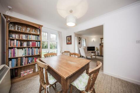 Dining room / Downstairs Bedroom