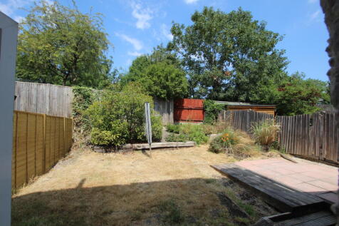 8 GARDEN (1).JPG