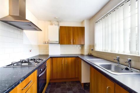 Kirkstone Court, Brierley Hill photo 3