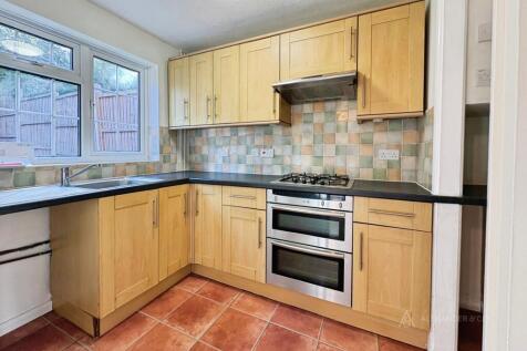 Bowmans Way, Dunstable, Bedfordshire, LU6 photo 3