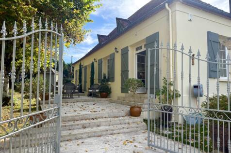 Property Image 1