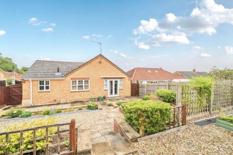 REAR OF THE PROPERTY.jpg