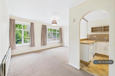 Living Room &amp; Kitchen