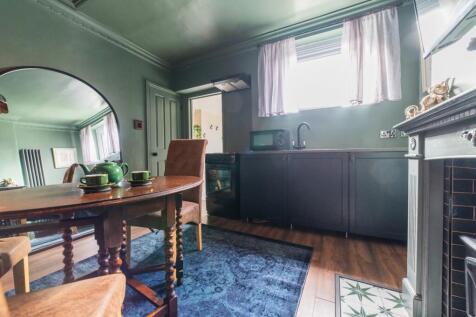 Call 02920 668585 to secure your viewing_11