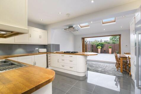 Faraday Road, Wimbledon photo 4