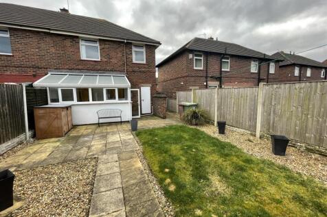 Queens Drive Rear Garden