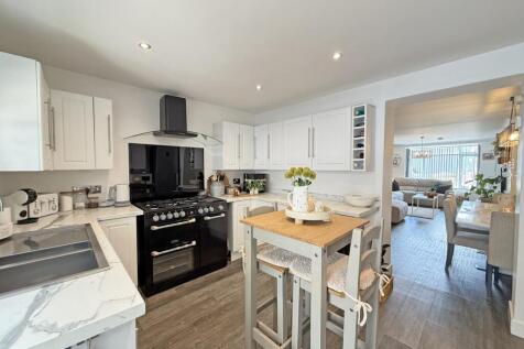 Stentaway Road 7 - Kitchen Two.jpg