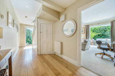 1354464-10-68d3f31c226af-ARW-1