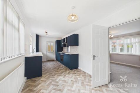 Queens Park Drive, Castleford, West Yorkshire, WF10 photo 4