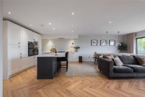 Living / Dining