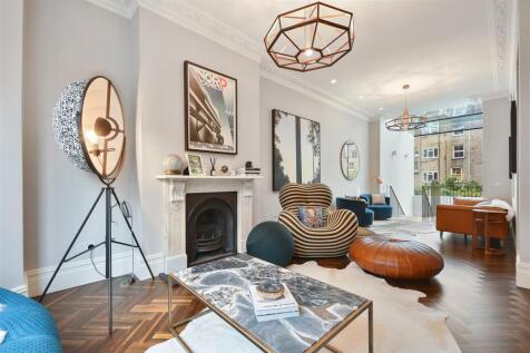 Aynhoe Road - Reception.jpg