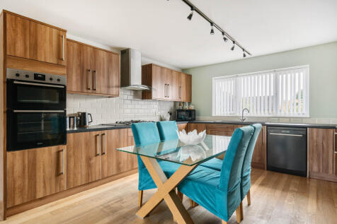 129846738682f07b63b729arw