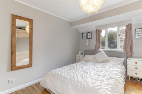 Master Bedroom - A.jpg