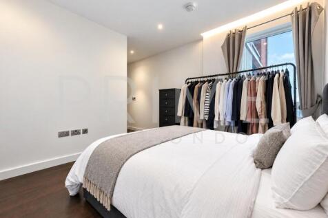 ROOM2.jpeg