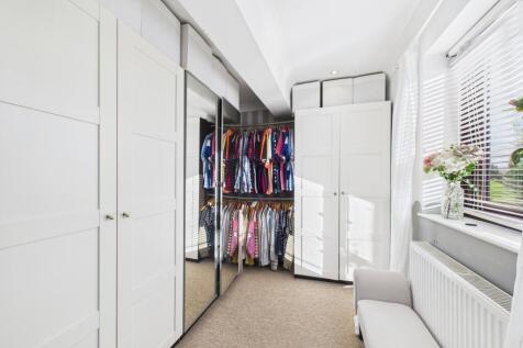 EweMove Spalding - Pinchbeck - Bedroom