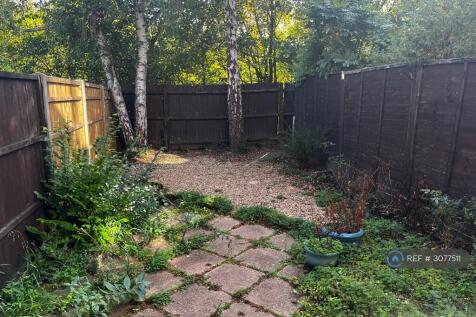 Conway Close, Eastleigh, SO53 photo 3