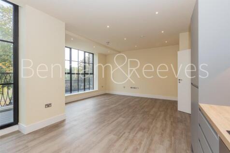 Carlyle Road, London, W5 photo 5