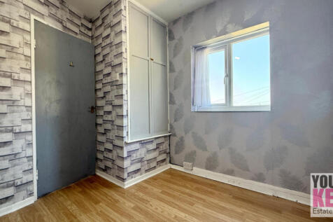 Hythe Estate Agents - Your Key Move. Free property