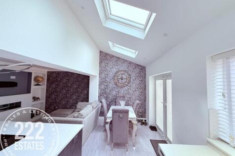 PHOTO-2025-06-13-14-37-40 (17).jpg