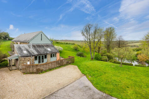 A02 - Meadow Barn East Allington - 260416