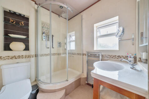 1332062-8-688aa1a...