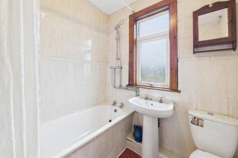 CAM05192G0-PR0147-STILL005