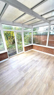 Dale Avenue, Heswall, Wirral, Merseyside, CH60 photo 4