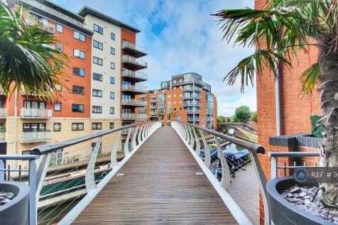 Residents Pedestrian Bridge