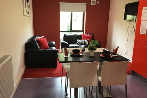 Relax in Comfortable Student property Canterbury