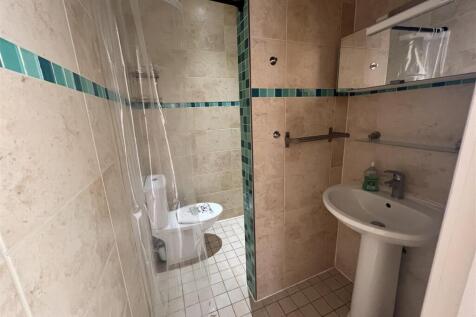 Denbigh Court, High Street, Lutterworth photo 4