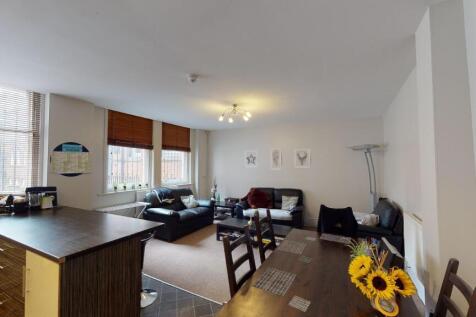 1-St-Peters-Close-lounge.jpg