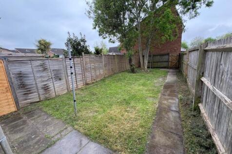 courtenay walk 15 ga