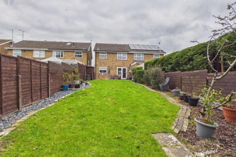 CAM03852G0-PR0609-STILL012