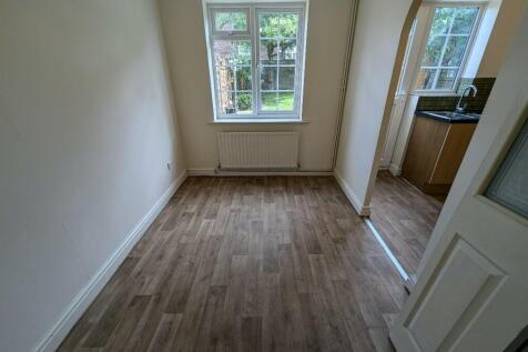Palmer Road, Sandbach, Cheshire, CW11 photo 4