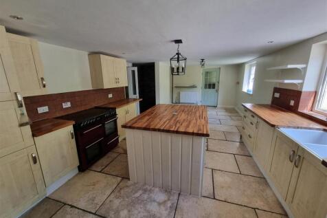 Kitchen.jpg