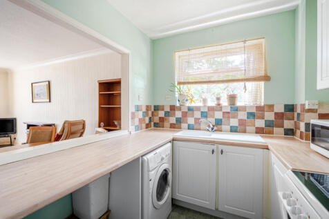 12-6821ddd123c98-...