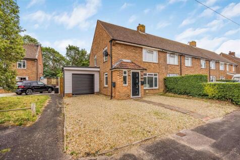 77 Kings Road, Hayling Island-Small-PorticoMarketi