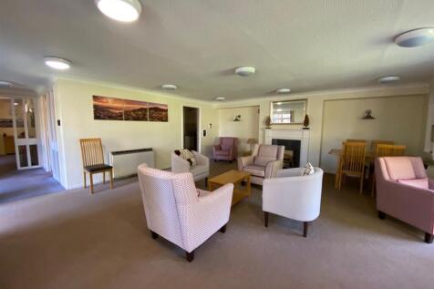 Residents Lounge.jpg