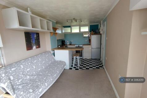 The Hornbeams, Harlow, CM20 photo 3