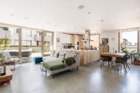 Monohaus E8