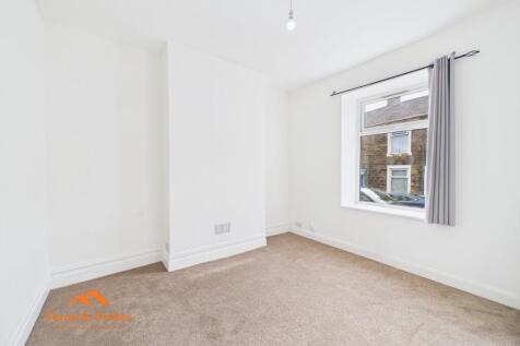 Westwood Street, Accrington, BB5 photo 3