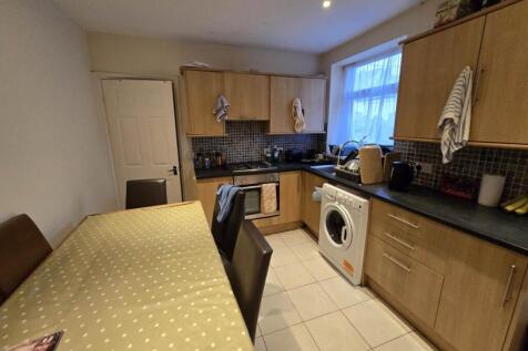 Kitchen Reverse