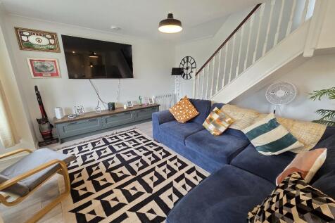Falmouth Close, Eastbourne, East Sussex, BN23 photo 3