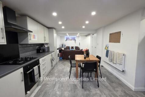 Cardigan Lane, Burley, Leeds, LS4 photo 4