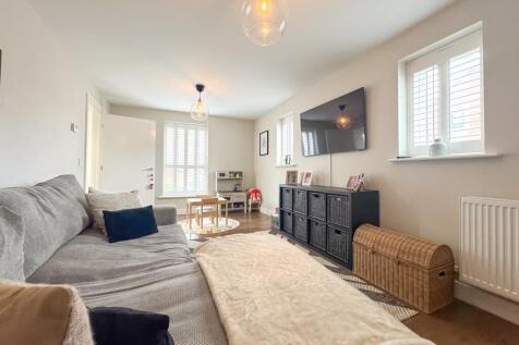 Primrose EweMove Redcar-1