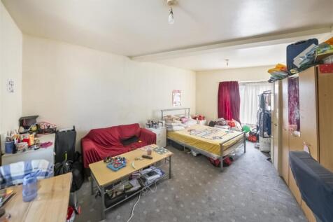 No.59 Flat 'A' Ground Floor Studio 25