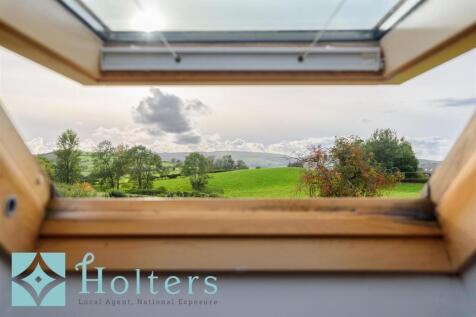 Old Toll House, Dolfor-24.jpg