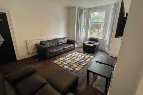 Wilmslow Road, Manchester photo 2