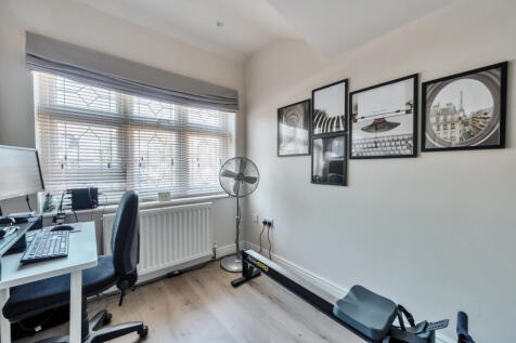 1318833-7-68665b9...